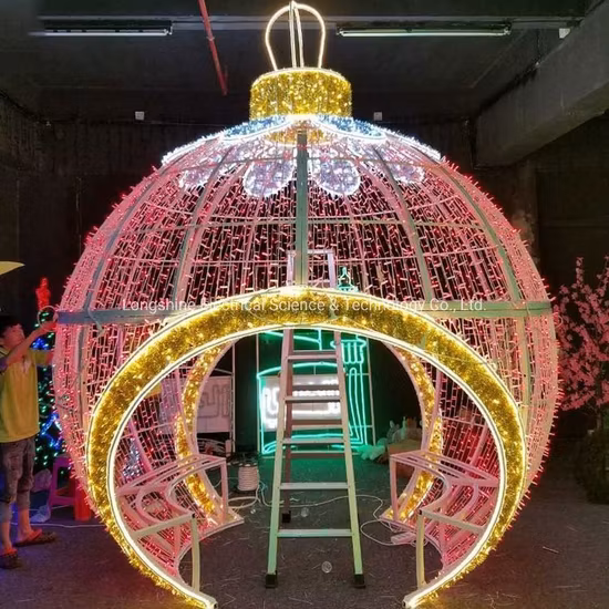 Luz de enfeite de natal ao ar livre 3D gigante caminhada através da luz com motivo de bola para decoração de shopping